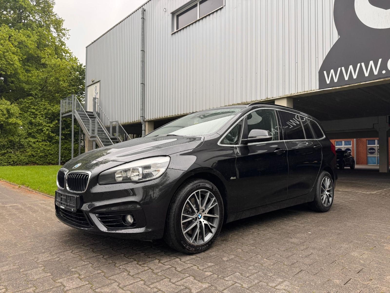 BMW 220 2 Gran Tourer 220 i Sport Line