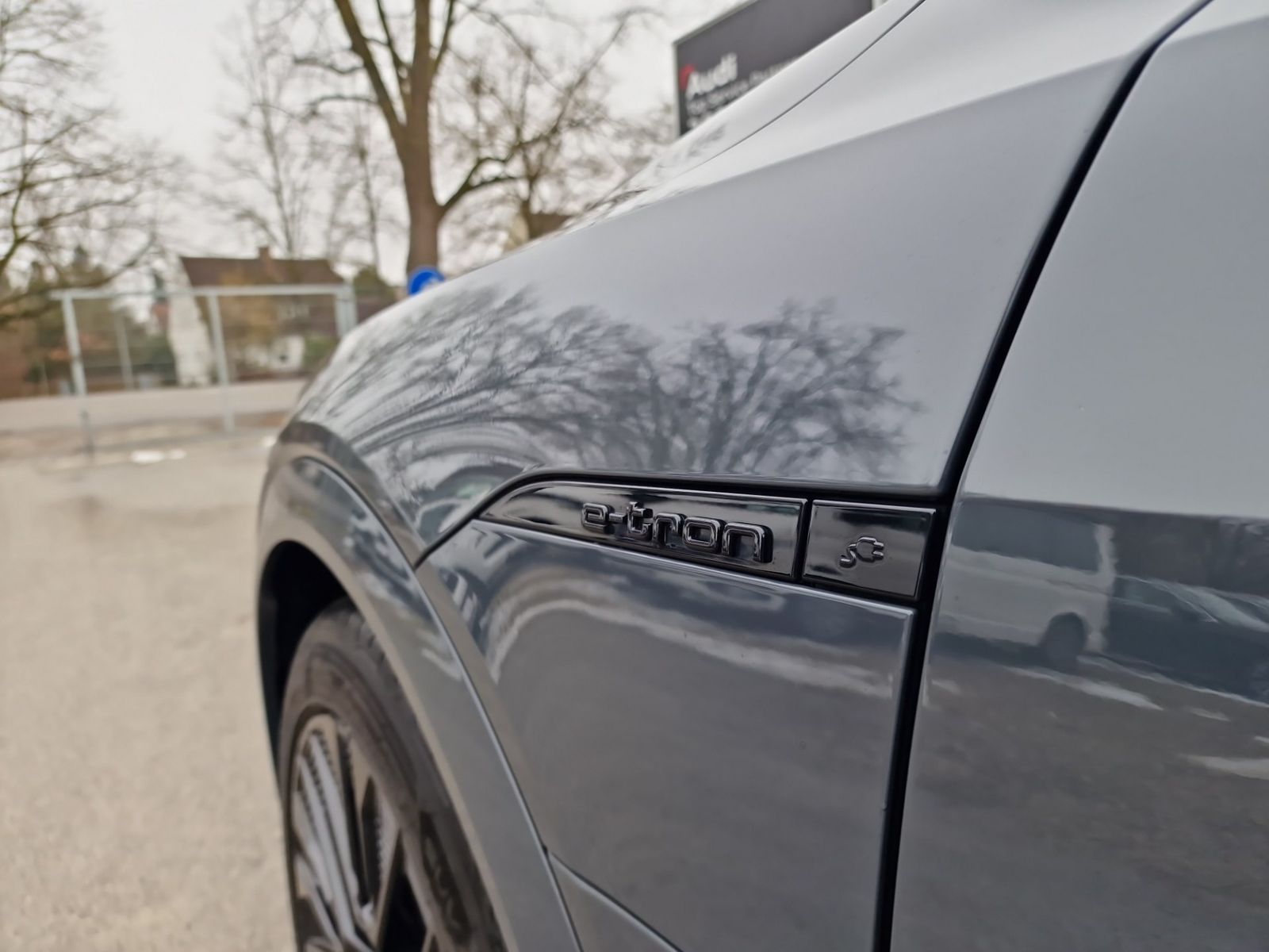 Audi Q8 e-tron - Bild 23