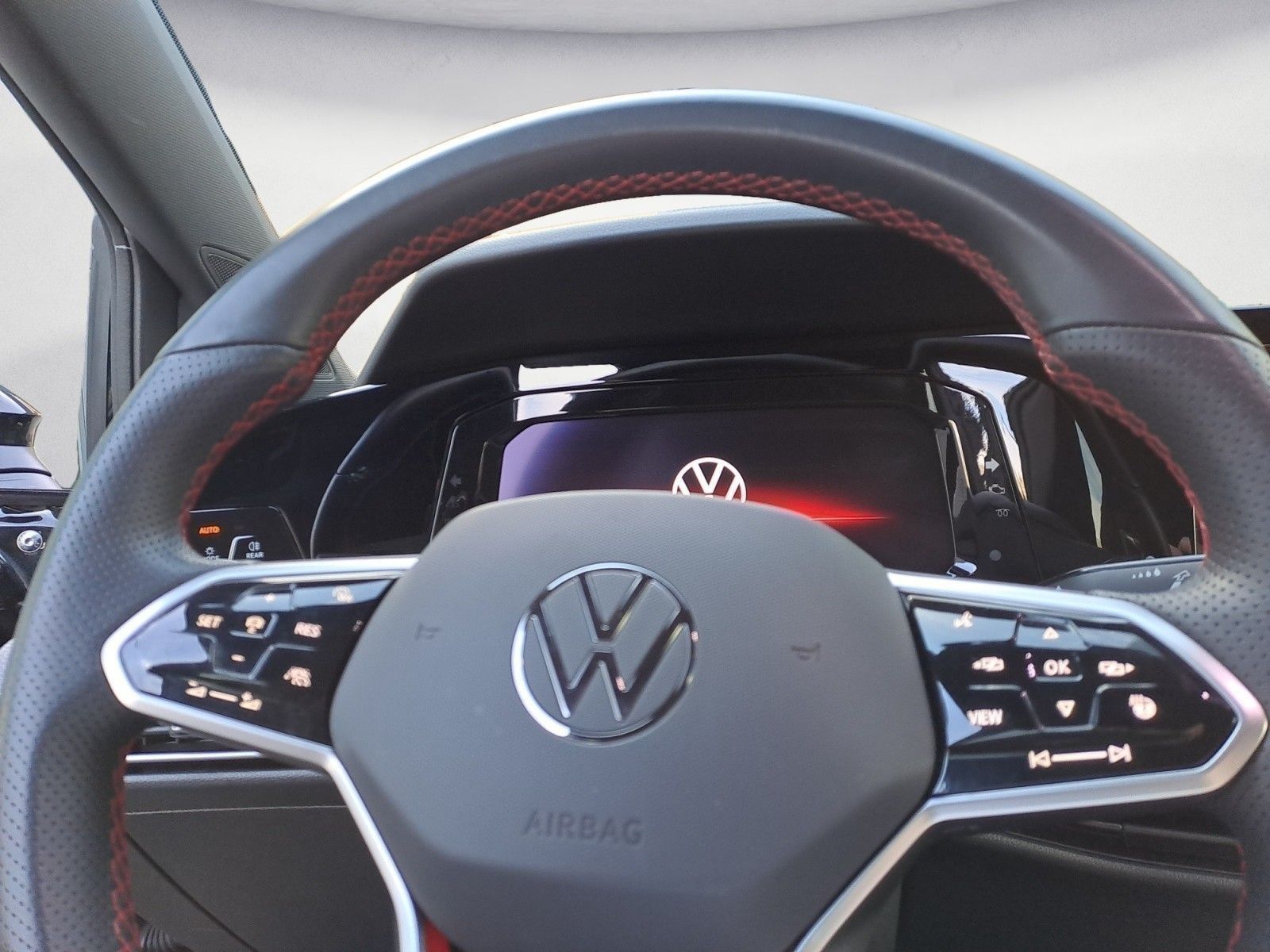 Volkswagen Golf - Bild 10