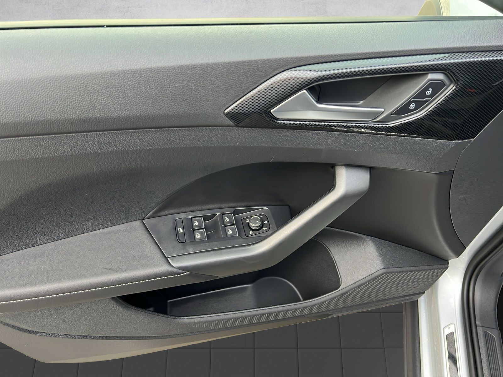 Volkswagen T-Cross - Bild 13