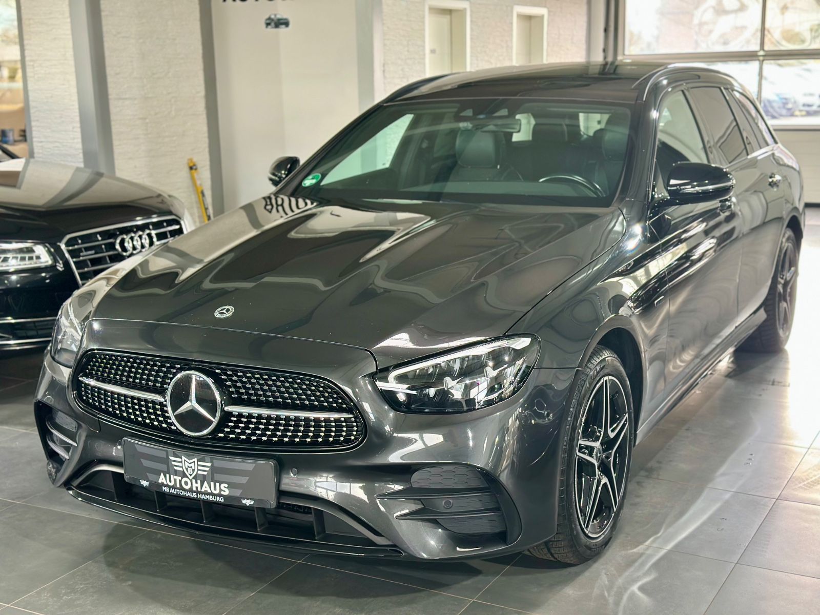 Mercedes-Benz E 300 de 4-Matic,AMG-Paket,Pano,LED,VOLL,TOP