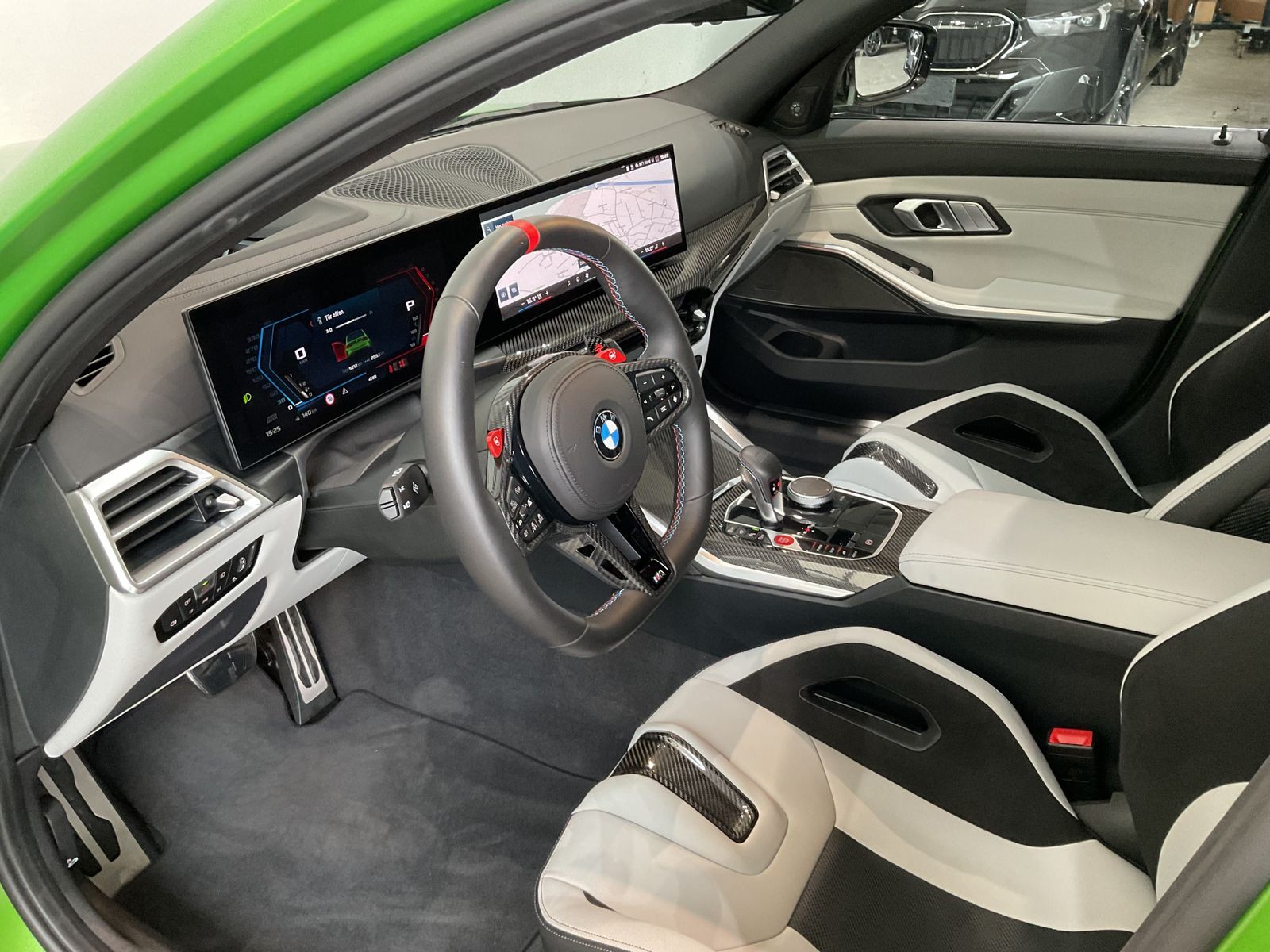 Fahrzeugabbildung BMW M3 Competition M xDrive Touring Sonderlackierung