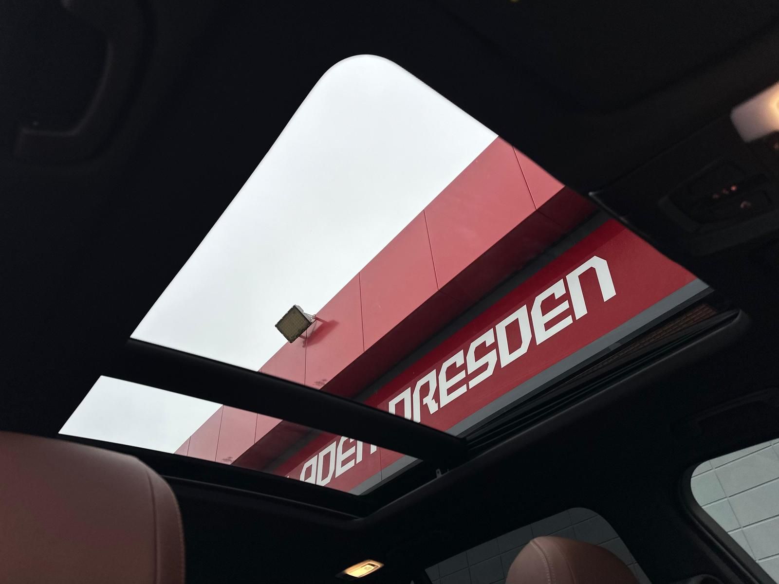 BMW X5 xDrive30d M SPORT PAKET SHADOW *LED#AHK#PANO - Image 25