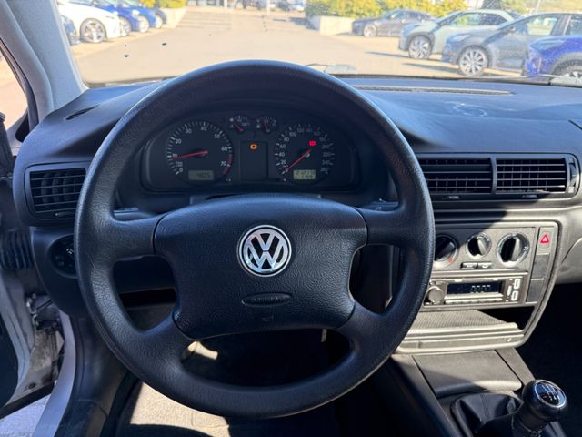 Volkswagen Passat Comfortline