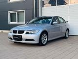 BMW 320i TEMPOMAT/SHZ/KLIMAAUTOMATIK