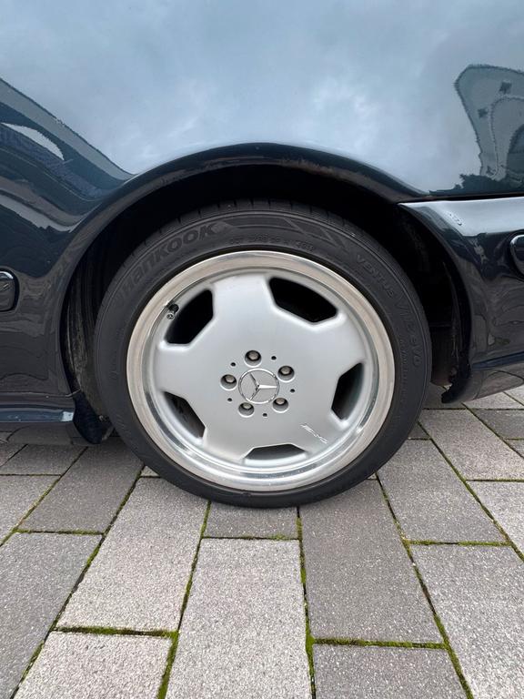 Mercedes-Benz CLK 320