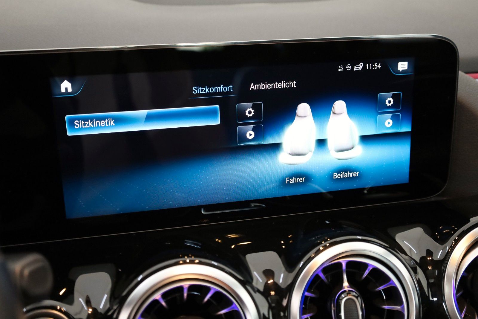 Fahrzeugabbildung Mercedes-Benz EQA 250 ,T.Leder,Navi,LED,SH,360°Kamera,Panorama