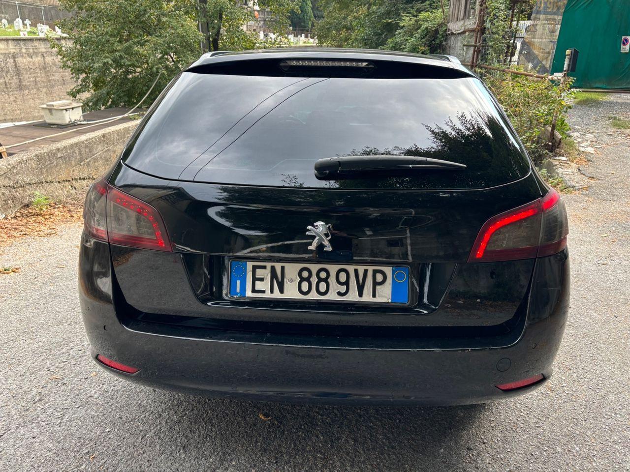 Peugeot 508 2013 — interior