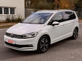 Volkswagen Touran Highline *Start-Stopp*KLIMA*AHK*SHZ*HUNEU - Volkswagen Touran mit Benzin-Antrieb: Kombi