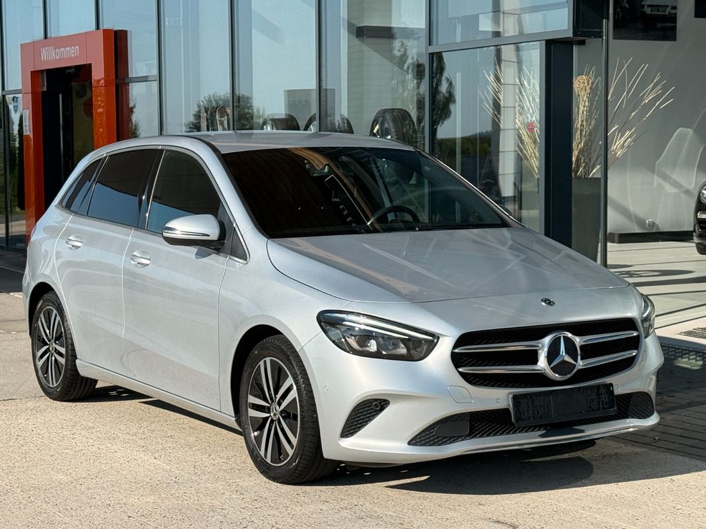 Image of Mercedes-Benz B 200