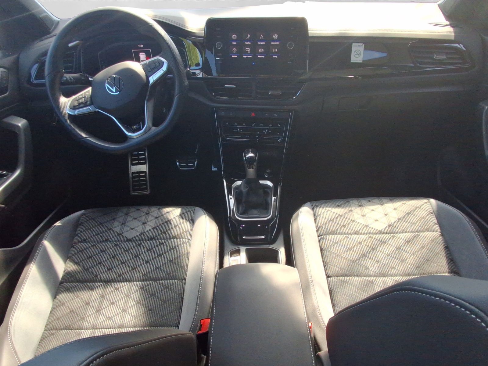 Volkswagen T-Roc 1.5 TSI DSG R-LINE IQ.DRIVE KAMERA foto 5