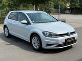Volkswagen Golf VII Lim. Comfortline BMT/Start-Stopp//PDC// - Volkswagen Gebrauchtwagen in Worms