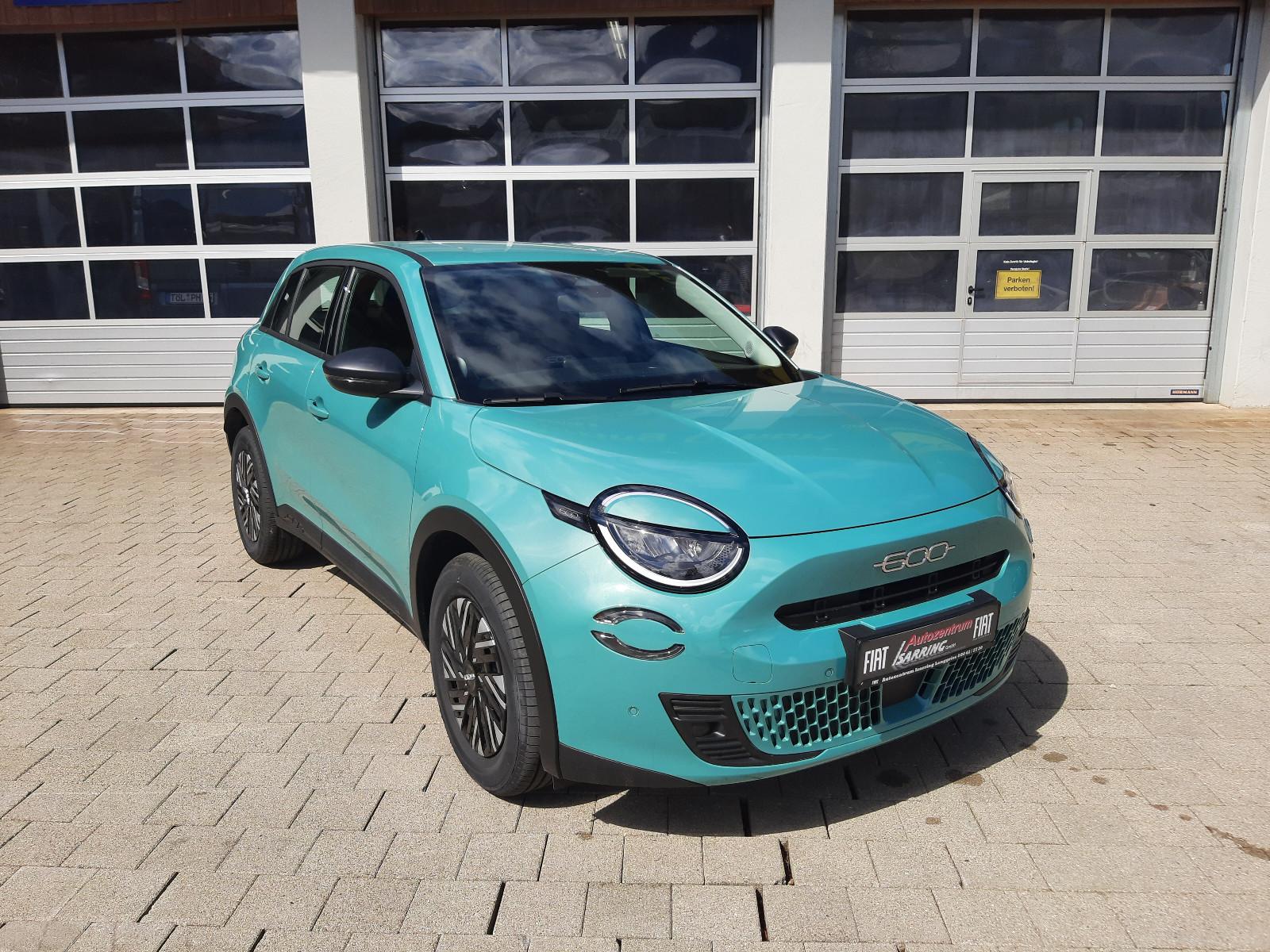 Fiat 600 e 115 kW Business Edition