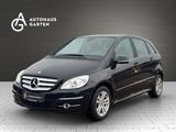 Mercedes-Benz B 200 SHZ PDC Scheckheft Teilleder - gebrauchte Mercedes-Benz B 200 aus dem Jahr 2011
