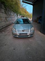 Toyota Avensis TÜV bis 02.2028 - gebrauchte Toyota Avensis aus dem Jahr 2006
