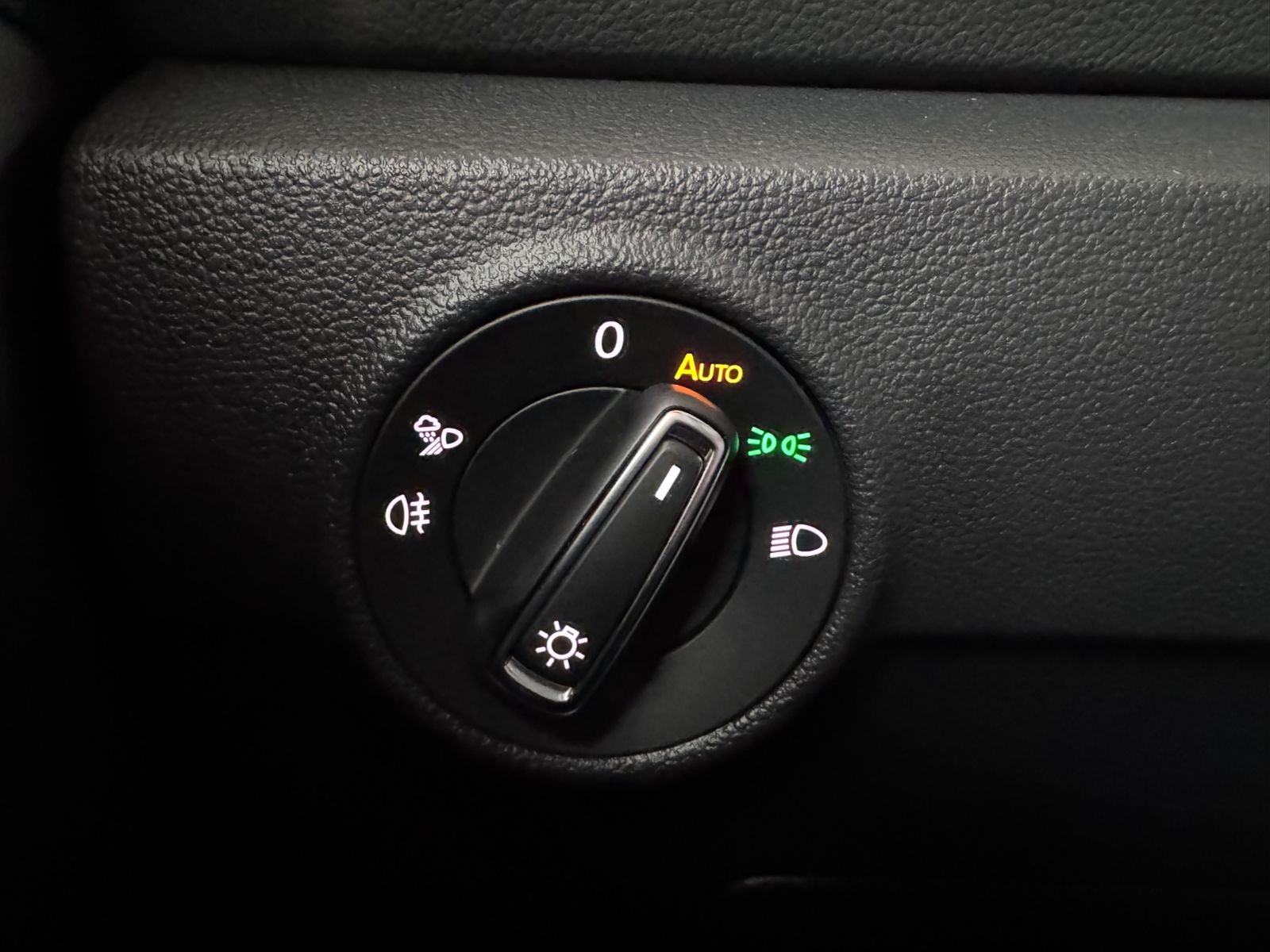 Volkswagen T-Roc - Bild 34