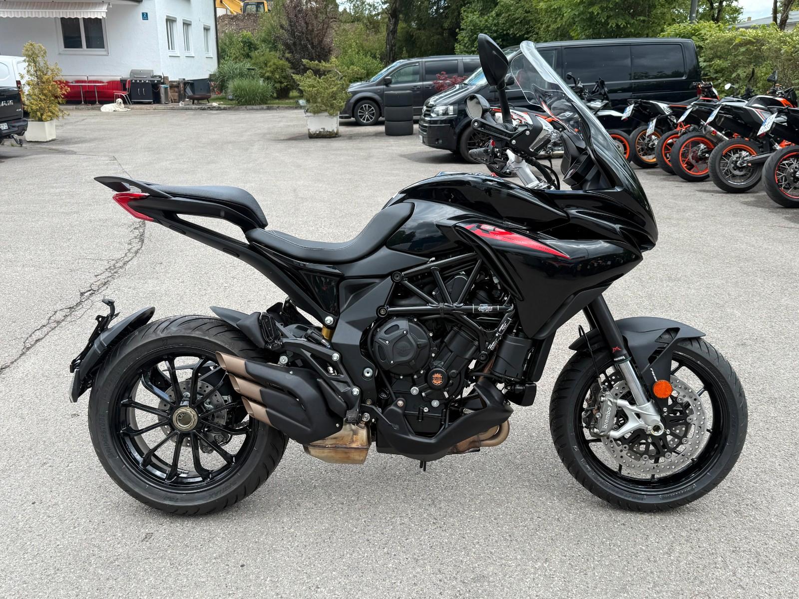 MV Agusta Turismo Veloce 800