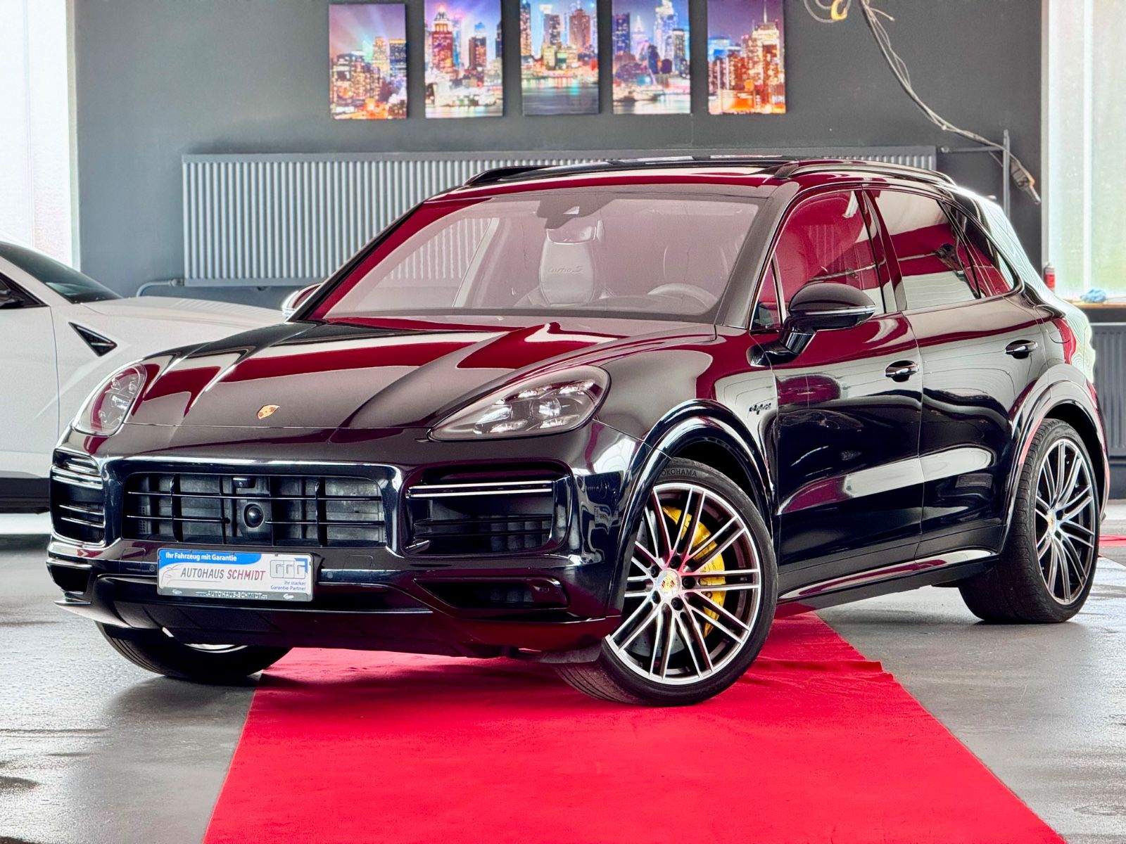 PORSCHE Cayenne TurboS ACC Pano 360°SportDesign18Wege 22