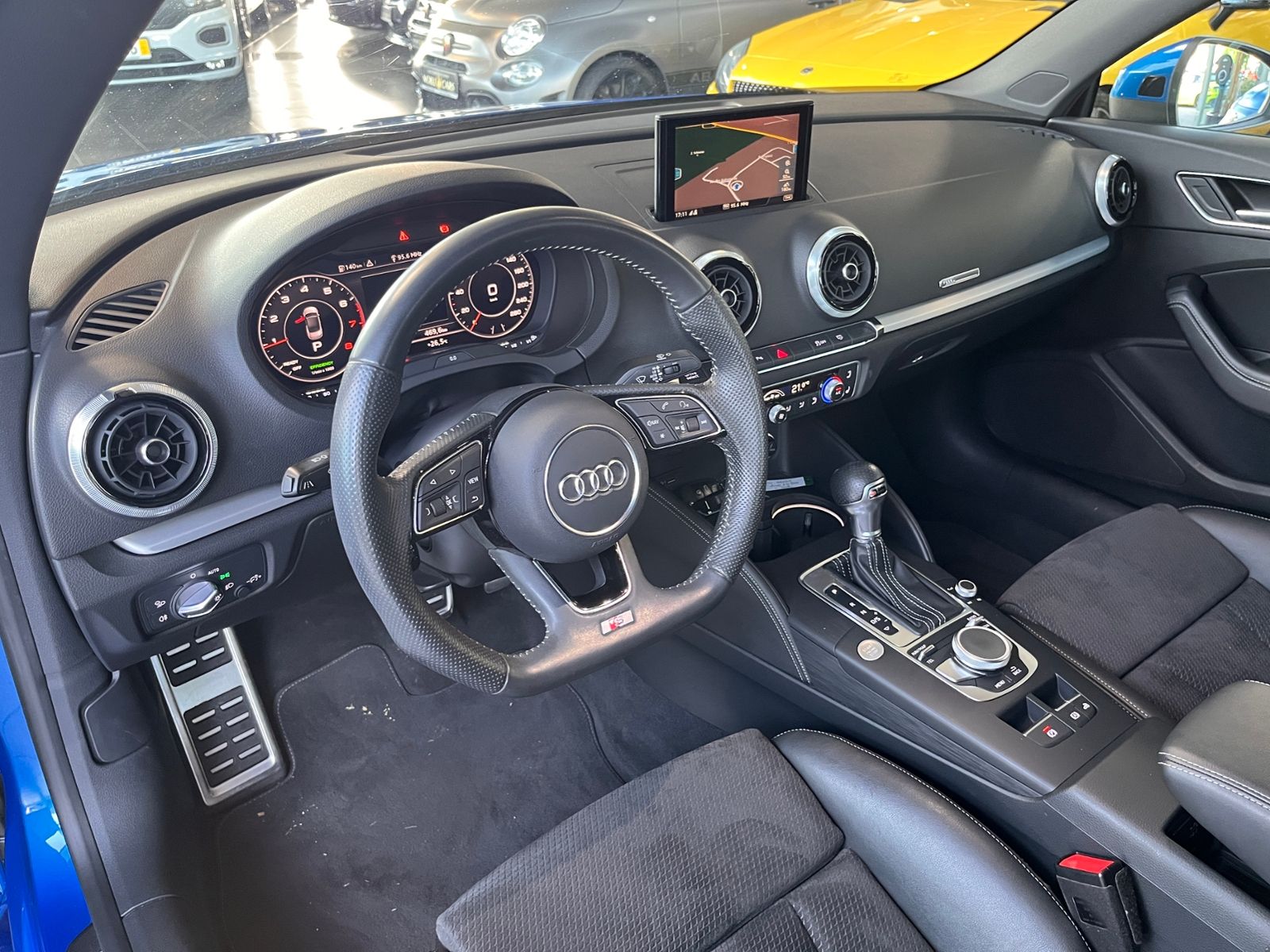 Fahrzeugabbildung Audi A3 Cabriolet S-Line AHK LED NAVI