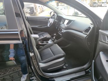 Fahrzeugabbildung Hyundai Tucson 1.6 Turbo Classic NAVI KLIMA RFK
