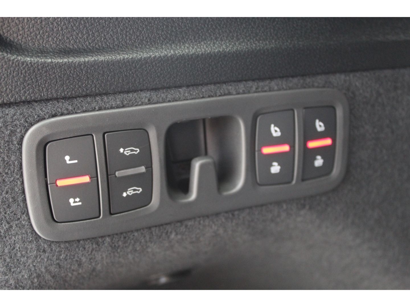 SQ7 4.0TFSI qu.Tiptr.- S-Sitze*Carbon*Pano*B&O!!