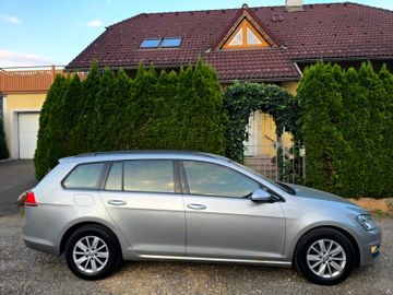 Volkswagen Golf - 2