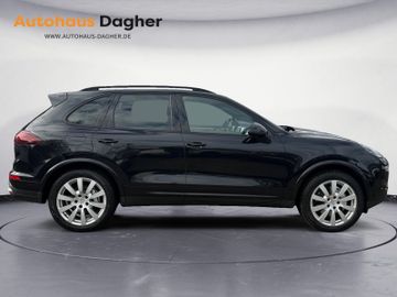 Porsche Cayenne - 6