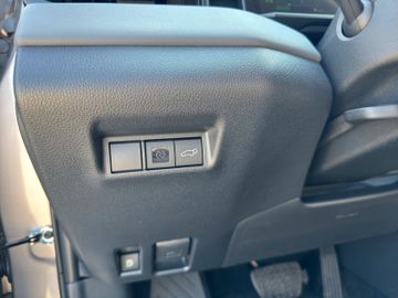 Toyota RAV 4 - 12
