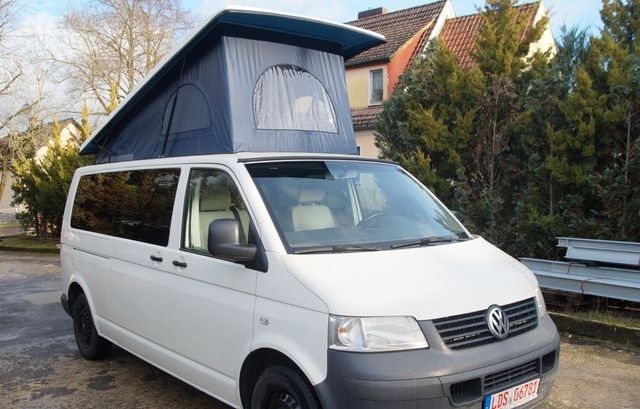 Volkswagen T5 Camper 1,9 tdi 105 PS Aufstelldach Standheizu