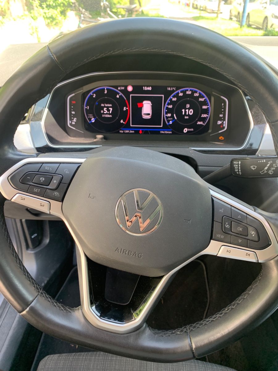VW Passat Variant 2.0 TDI SCR Conceptline Varia...