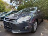 Ford Focus Turnier Trend KLIMA/8X REIFEN/PHONE/ISOFIX - Ford Focus: Reifen Turnier
