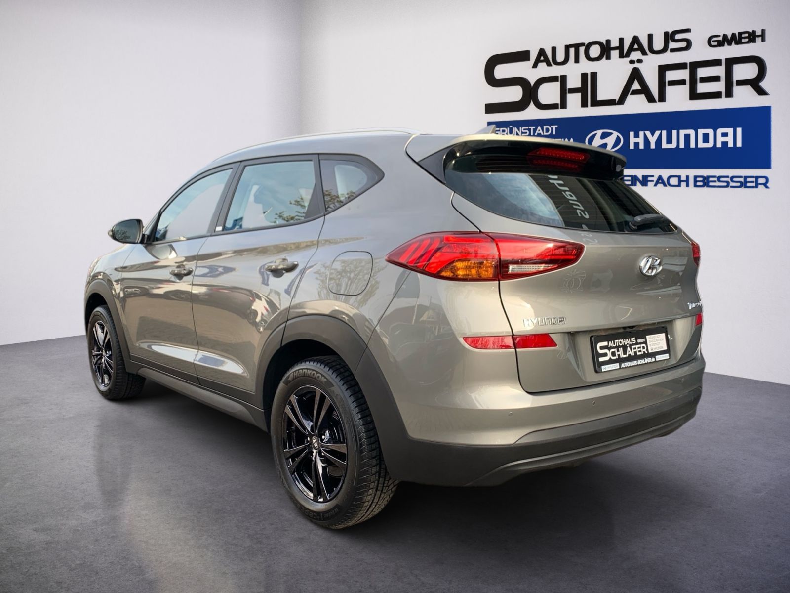 Fahrzeugabbildung Hyundai TUCSON 1.6 Advantage Navi 8x bereift