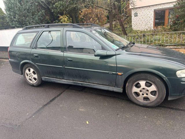 Opel Vectra Caravan 1.8 l Benzin