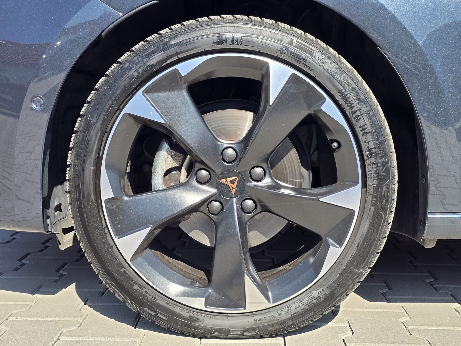 Fahrzeugabbildung CUPRA Leon 1.5 eTSI DSG MATRIX-LED*ACC*AHK*KAMERA*18"