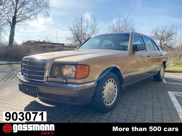 Mercedes-Benz 420 SEL Limousine - W126