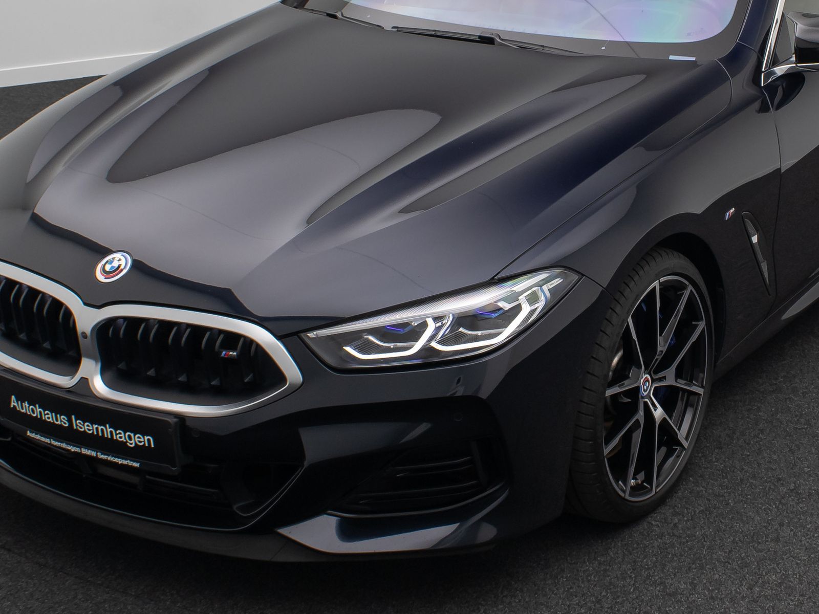 Fahrzeugabbildung BMW M850i xD GC 360° B&W Laser TV SoftClose 20Zoll