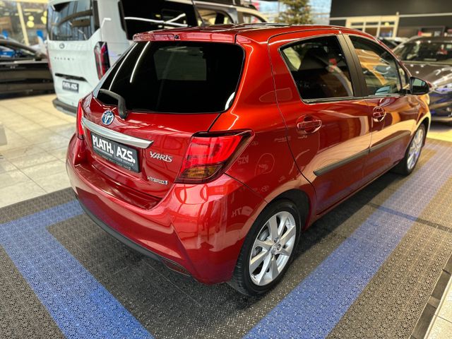 Toyota Yaris Club Hybrid *PANO*