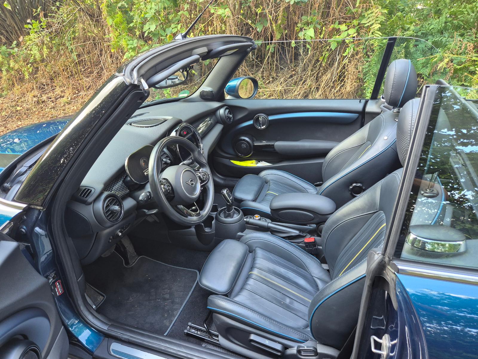 MINI Cooper S Cabrio Cooper S Sidewalk Cabrio Sid...