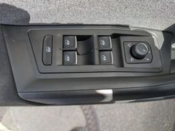 Volkswagen T-Roc 1.5 TSI Move KLIMA LED NAVI ALU