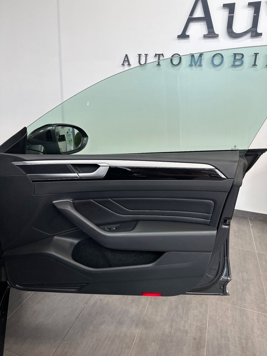 Fahrzeugabbildung Volkswagen Arteon R-Line NAV+LED+ACC+360°-KAM+AHK+DCC+20ZO