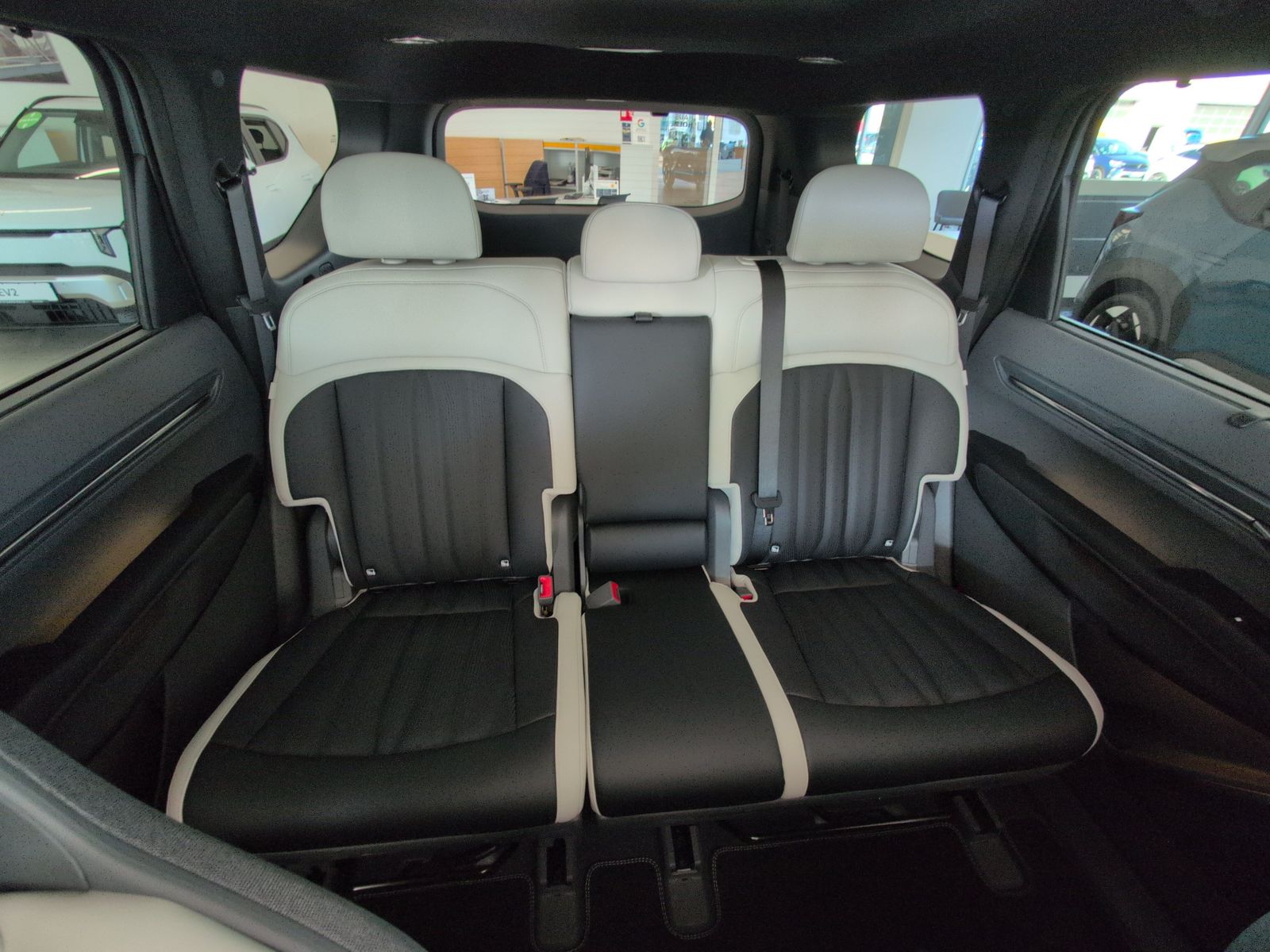 KIA EV9 AWD GT-Line 99,8-kWh Glasdach – Bild 14