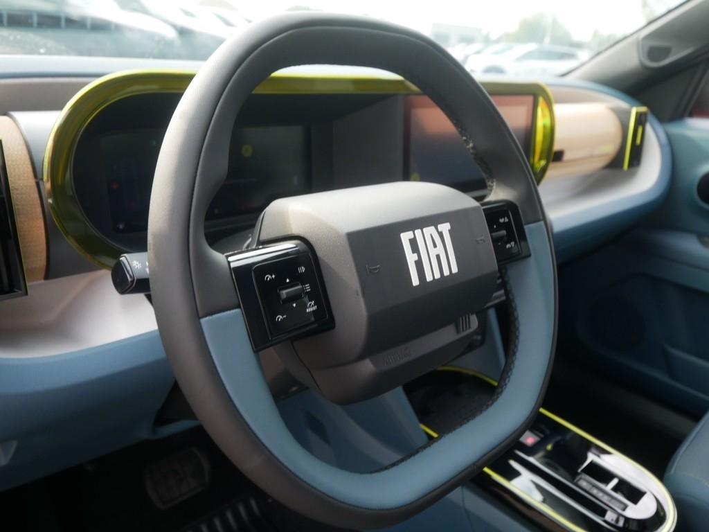 Fiat Grande Panda LA PRIMA HYBRID 1.2 eDCT 110 PS WIN