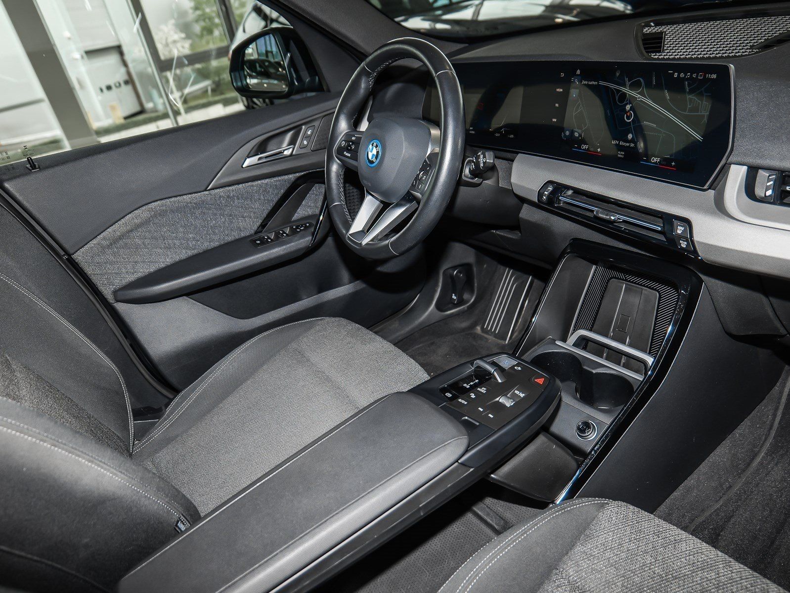 BMW iX1 - Bild 14