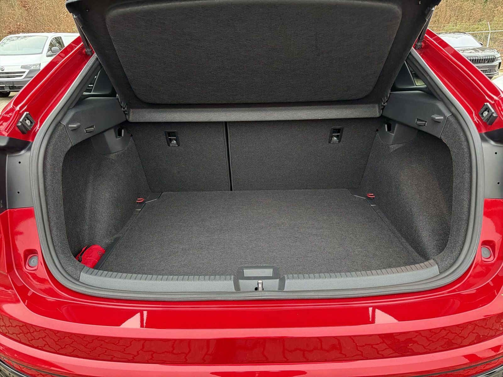 Taigo R-Line TSi DSG Navi