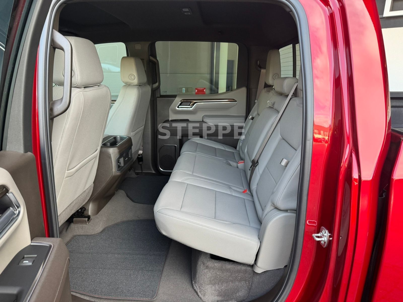 Chevrolet 2025 Silverado LT Trail Boss 6,2V8 Crew Cab. AHK