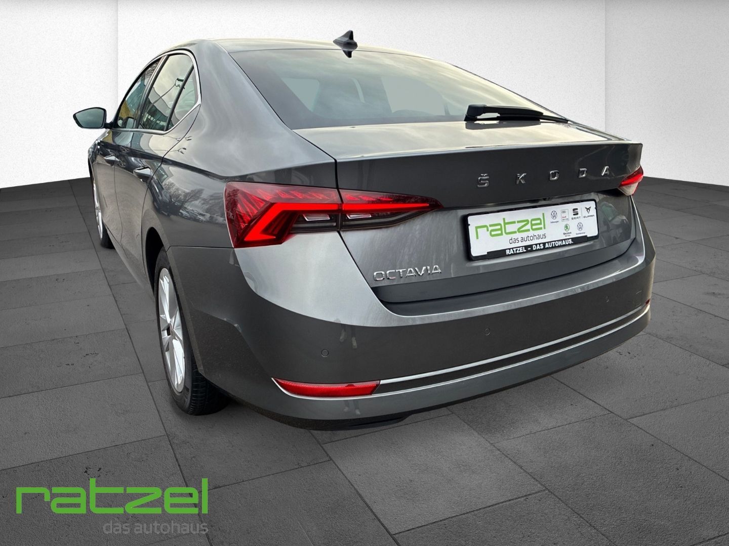 Fahrzeugabbildung SKODA Octavia 2.0 TDI DPF Style Kamera Navi ACC LED La
