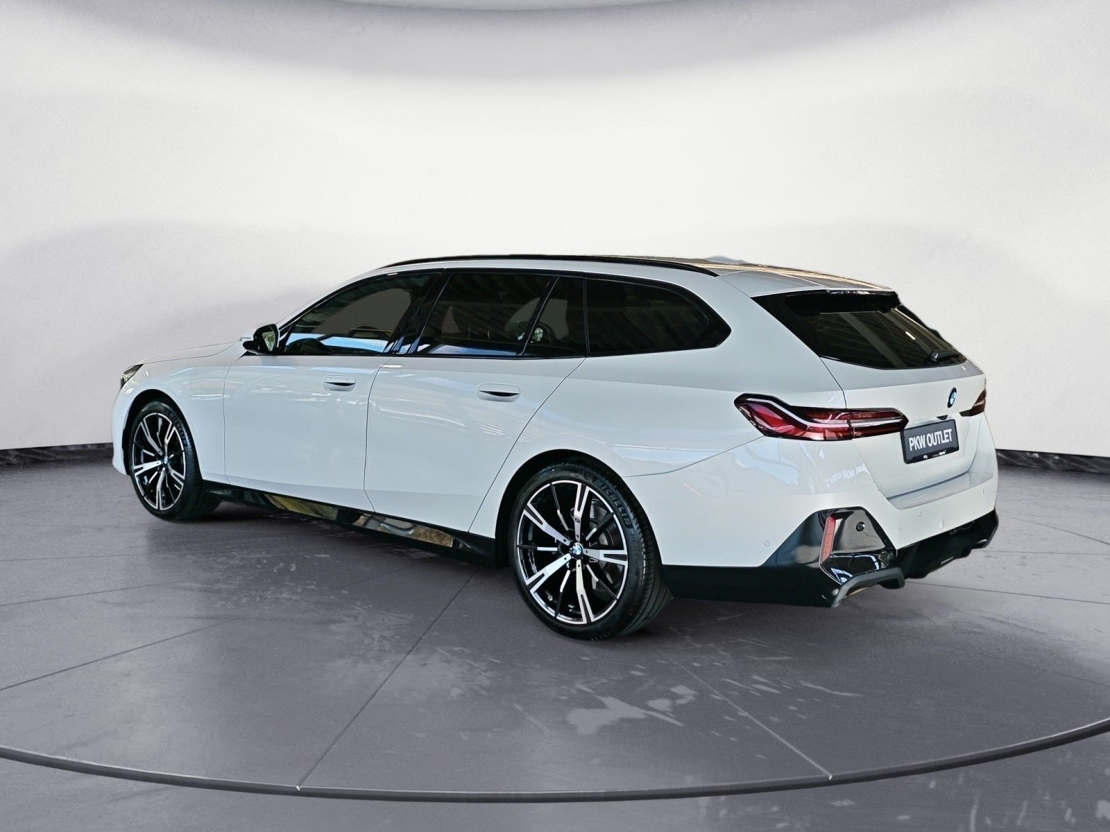 BMW 520i Touring M Sport Standheizung AHK Sitzbelüft foto 3