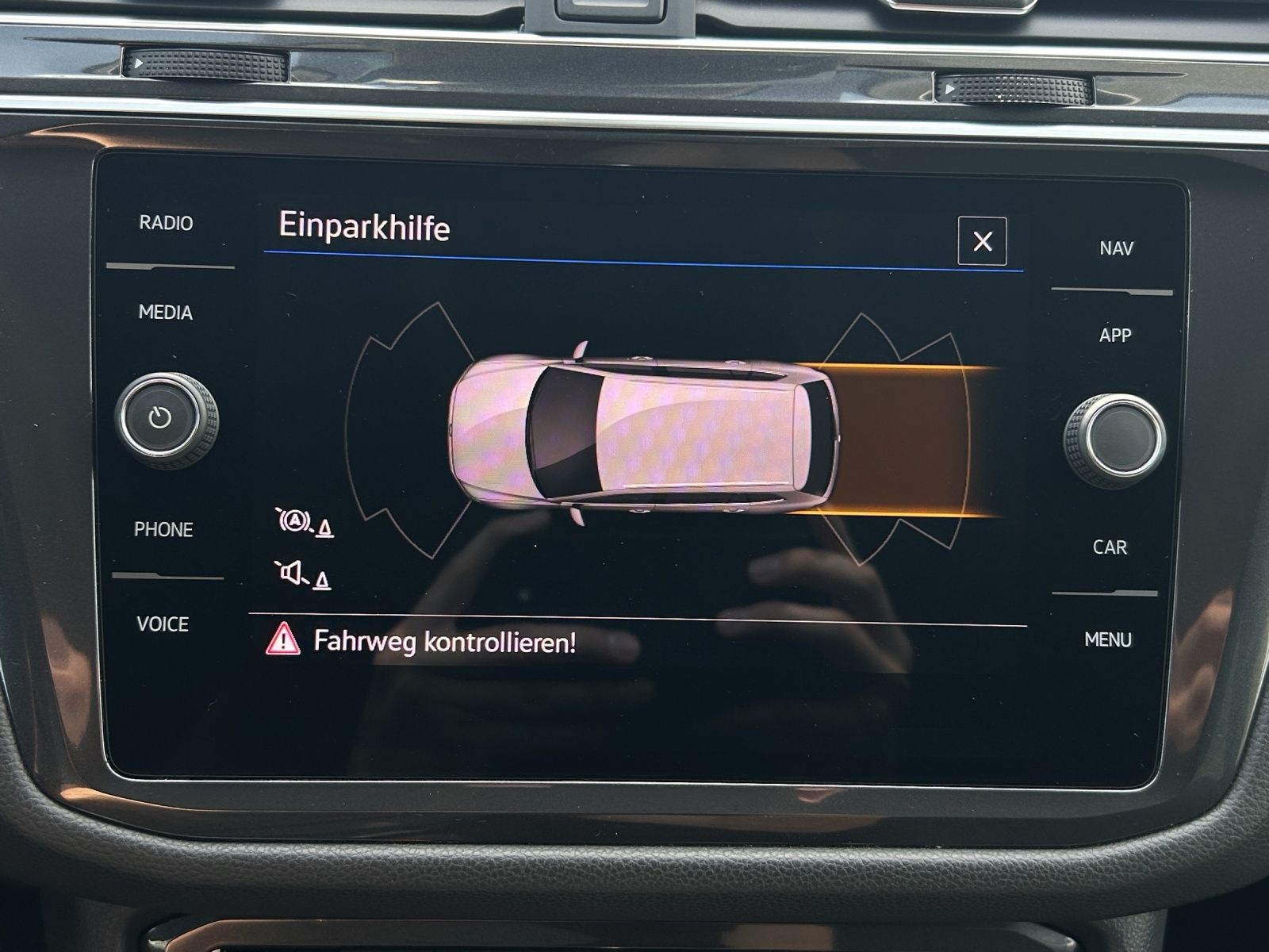 Fahrzeugabbildung Volkswagen Tiguan Allspace TSI Highline DSG LED Navi ACC AI