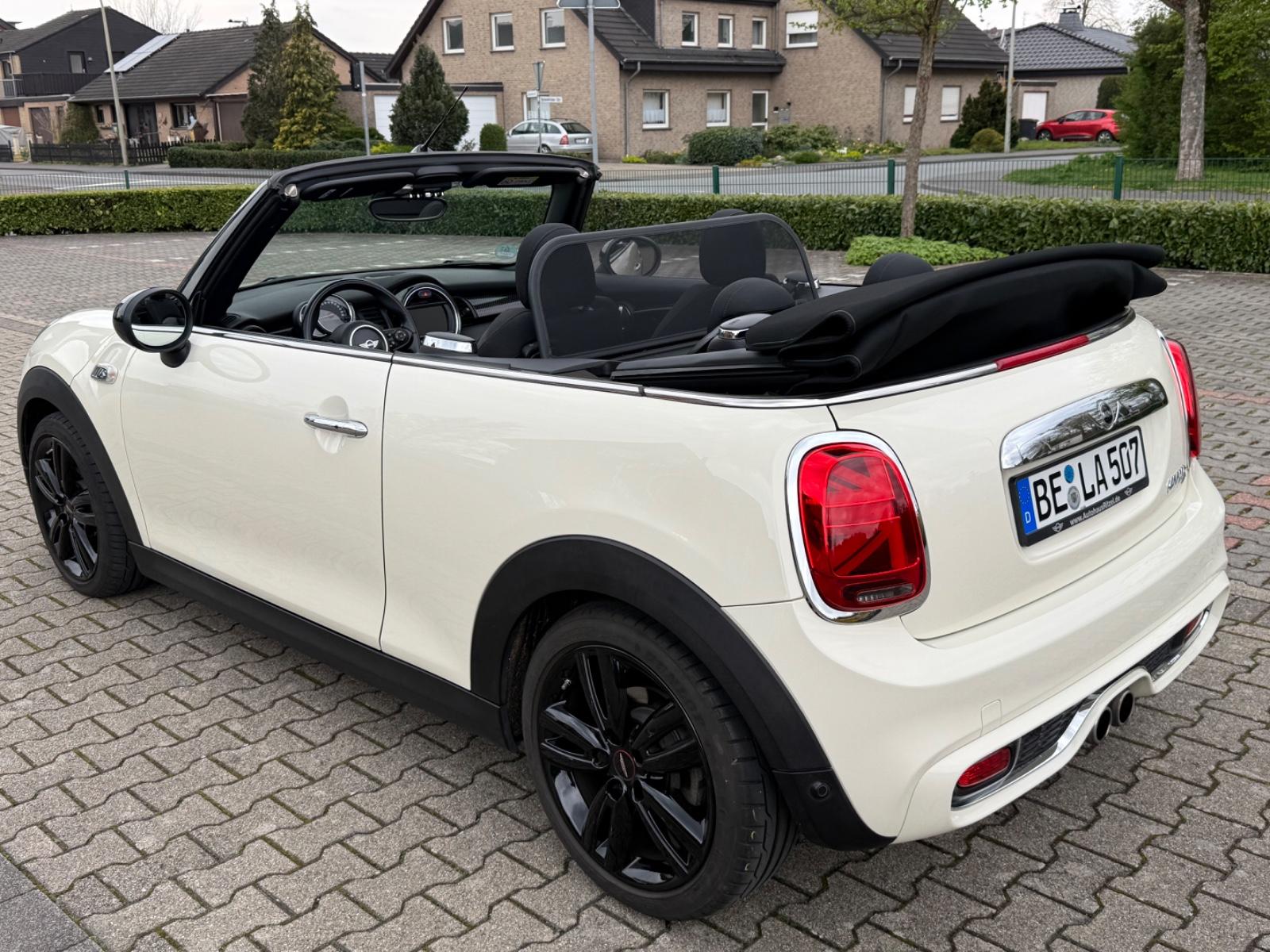 MINI Cooper S Cabrio Cooper S