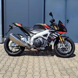 Aprilia RSV 4 Factory Tuono - APRILIA RSV4 FACTORY